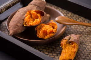 精挑细选有门道 食用红薯有讲究